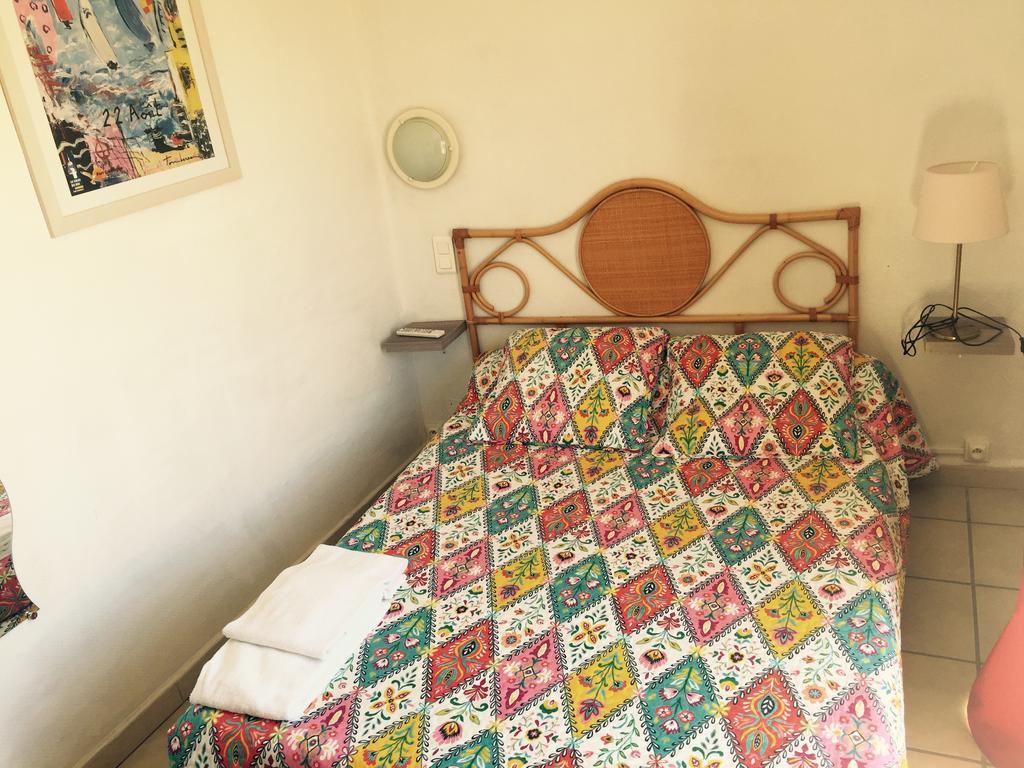 Hotel Boutique Quai D'Azur Ле-Гро-дю-Руа Экстерьер фото